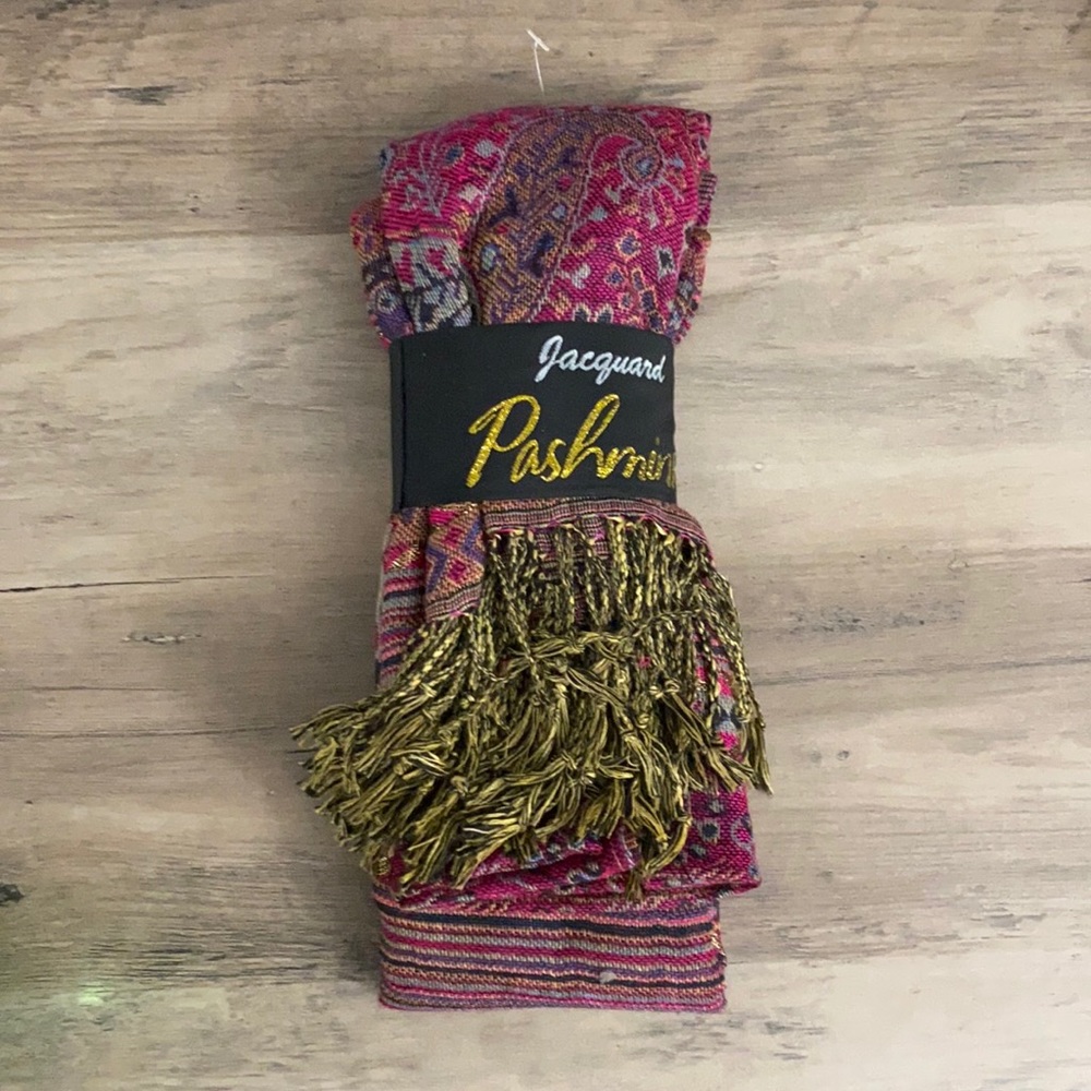 Pashmina scarf